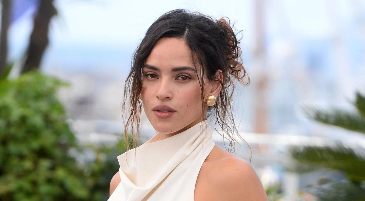 I po kryzysie: Adria Arjona zastąpi Taylor Russell w remake’u "Afery Thomasa Crowna"